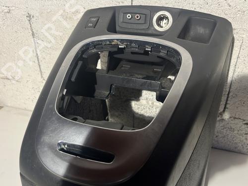 Middle console RENAULT SCÉNIC III (JZ0/1_) 1.5 dCi | BP31852224I22 - Image 2