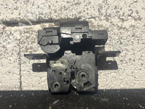 Tailgate lock RENAULT CLIO III (BR0/1, CR0/1) 1.2 16V Hi-Flex (BR1U, CR1U) | BP29428674C101 