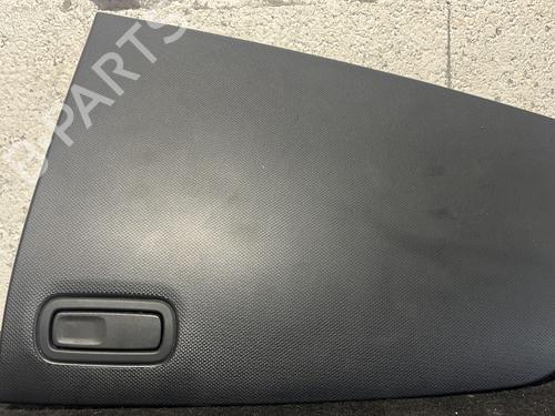 Used Glove box RENAULT TRAFIC III Van (FG_) 2.0 dCi 120 (FGMN) (120 hp) 27161657