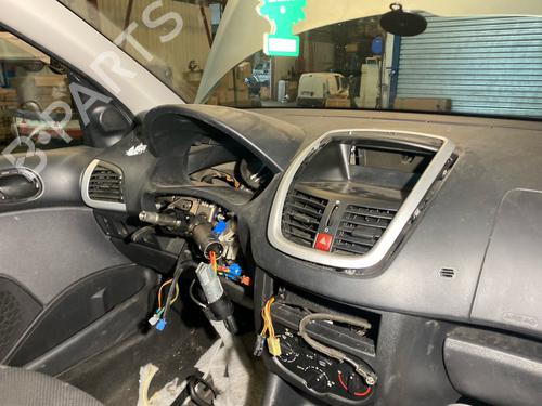 Dashboard PEUGEOT 206+ (2L_, 2M_) 1.4 HDi eco 70 | BP38263508C46 - Image 2