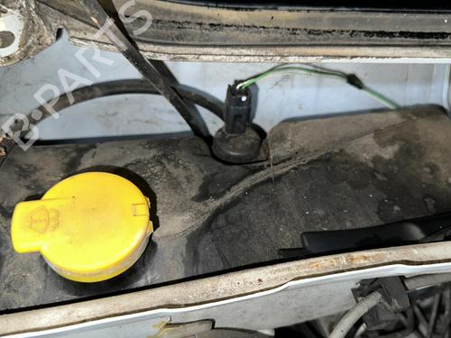 Used Windscreen washer tank DACIA SANDERO II 1.2 (75 hp) 20863357