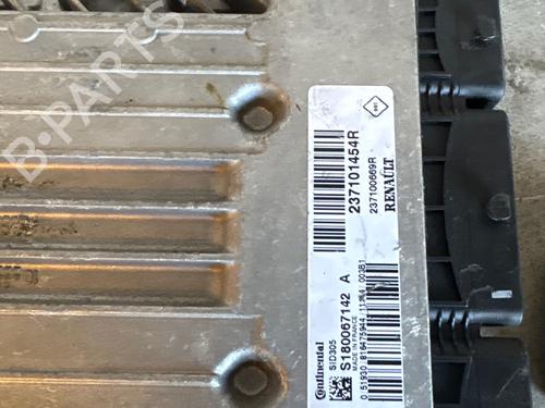 Used Electronic module Electronic module RENAULT MEGANE III Grandtour (KZ0/1) 1.5 dCi (KZ09, KZ0D, KZ1G, KZ29, KZ14, KZ1W, KZ10, KZ1F,... (110 hp) 38927663 38927663