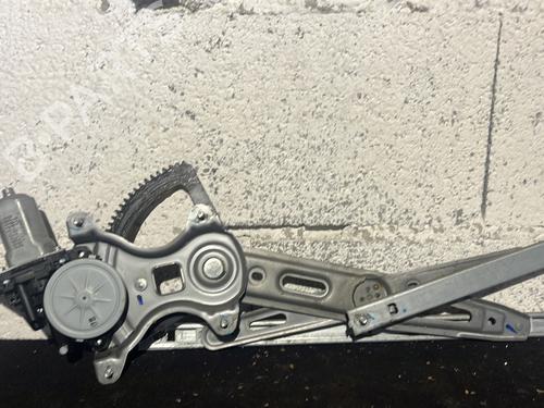 BP29918792C23 main image