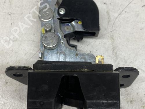 Tailgate lock HYUNDAI SANTA FÉ II (CM) 2.2 CRDi GLS 4x4 | BP20867028C101 