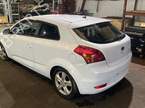 Left front seat KIA PRO CEE'D (ED) 1.6 CRDi 90 | BP20872376C15 - Image 4