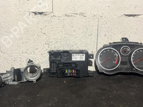 Used Electronic module Electronic module OPEL CORSA D (S07) 1.0 (L08, L68) (60 hp) 28163619 28163619