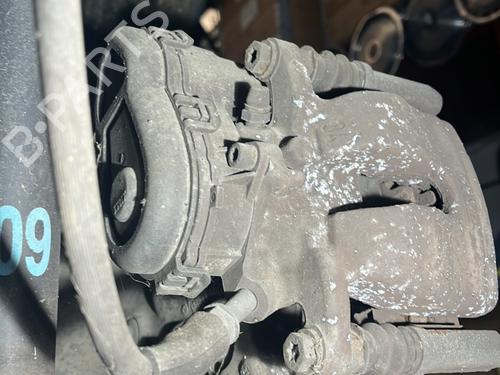 Right rear brake caliper MERCEDES-BENZ GLA-CLASS (X156) GLA 180 CDI / d (156.912) | BP25716148M106 