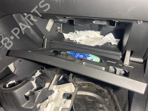 Vano posta oggetti Vano posta oggetti PEUGEOT 308 I (4A_, 4C_) 1.6 HDi (109 hp) 36802605 36802605
