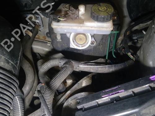 Used Brake master cylinder PEUGEOT 206 CC (2D) 1.6 16V (2DNFUF, 2DNFUR) (109 hp) 20861261