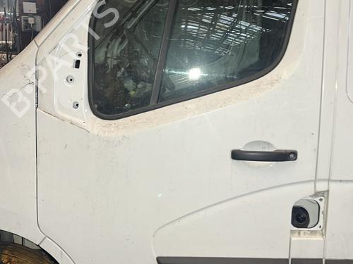 Used Left front door NISSAN NV400 Van (X62, X62B) dCi 135 (136 hp) 32092795