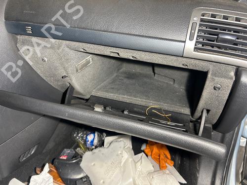 Used Glove box Glove box PEUGEOT 407 (6D_) 2.0 HDi 135 (6DRHRH, 6DRHRE, 6DRHRG, 6DRHRJ) (136 hp) 39979724 39979724