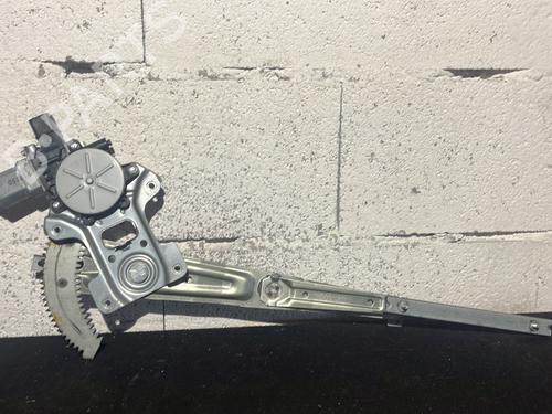 Rudehejsemekanisme ventre foran PEUGEOT 4007 (VU_, VV_) 2.2 HDi (156 hp) 29564107