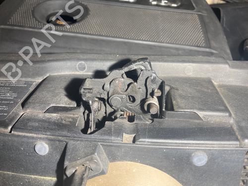 hood-lock-vw-golf-iv-1j1-1997-1998-1999-2000-2001-2002-2003-2004-2005-2006-2007-2008-35903523 main image
