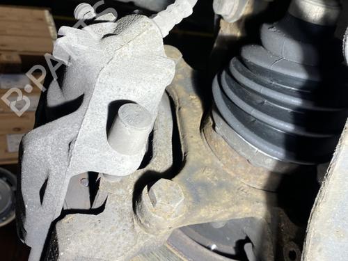 Used Right front brake caliper Right front brake caliper RENAULT CAPTUR I (J5_, H5_) 1.5 dCi 90 (J5N4, J5M5, J5MW, J5M6, J5AL, J5AJ) (90 hp) 25275561 25275561