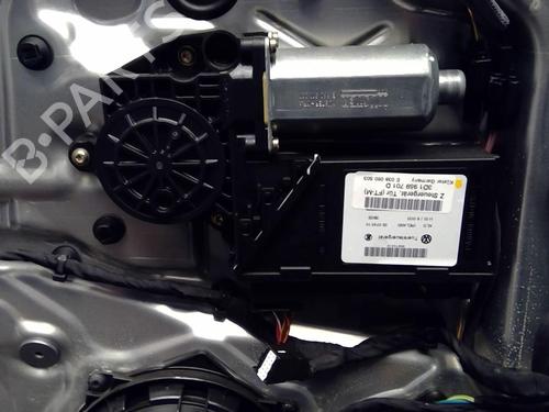 Used Left front window motor Left front window motor VW PHAETON (3D1, 3D2, 3D3, 3D4, 3D6, 3D7, 3D8, 3D9) 3.2 V6 (241 hp) 21859570 21859570