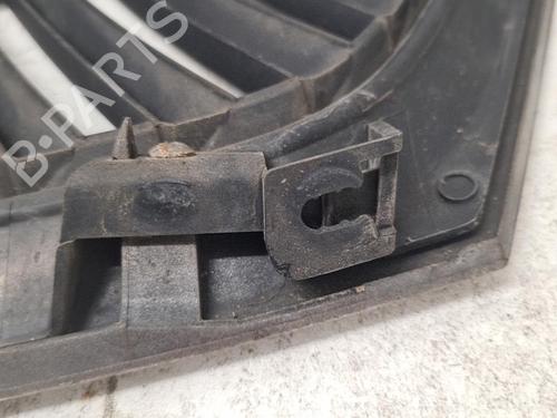 Used Grille MITSUBISHI OUTLANDER II (CW_W) 2.0 DI-D (CW8W) (140 hp) 21858928