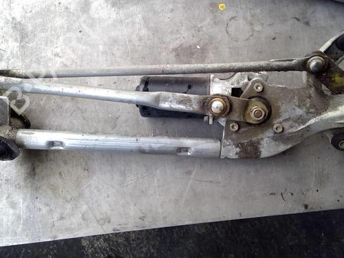Used Front wipers mechanism NISSAN PRIMERA (P12) 2.0 (140 hp) 21859266