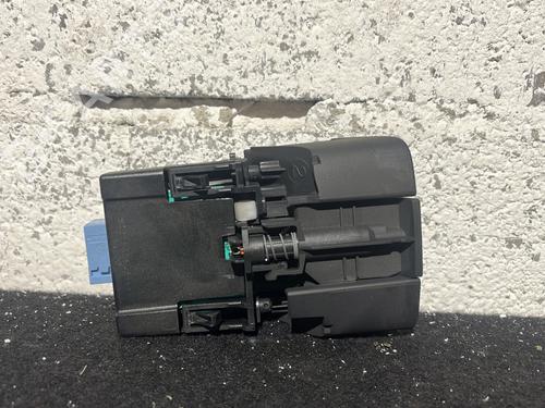 switch-renault-espace-iv-jk01_-2002-25913270 main image