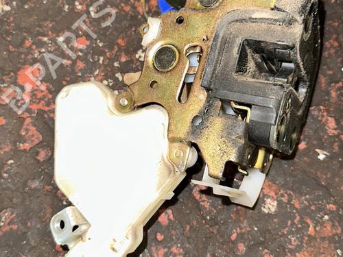 Used Tailgate lock SUZUKI GRAND VITARA II (JT, TE, TD) 1.9 DDiS All-wheel Drive (JT419, TD44, JB419WD, JB419XD,... (129 hp) 20860107