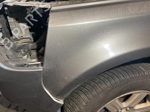 Used Left front fenders Left front fenders LAND ROVER FREELANDER 2 (L359) 2.2 TD4 4x4 (150 hp) 40526860 40526860