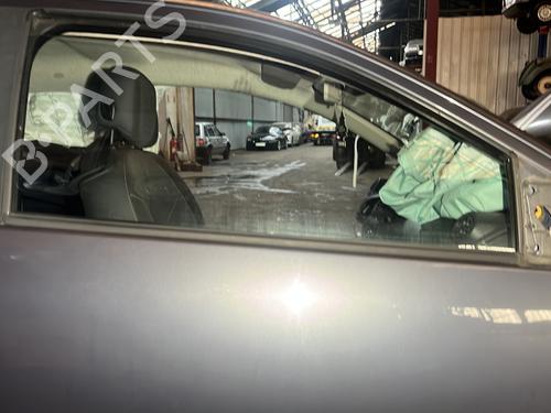 Used Right front door Right front door RENAULT TWINGO II (CN0_) 1.2 Turbo (CN0C, CN0F) (100 hp) 30537730 30537730