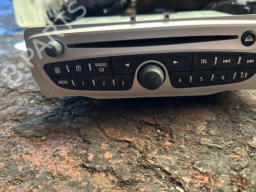 Used Radio RENAULT GRAND SCÉNIC III (JZ0/1_) 1.9 dCi (JZ0J, JZ0N, JZ1K, JZ1S) (131 hp) 25843991