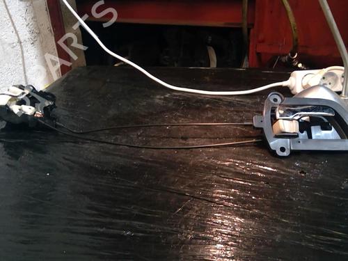 Used Front right lock MITSUBISHI OUTLANDER II (CW_W) 2.0 DI-D (CW8W) (140 hp) 20868232