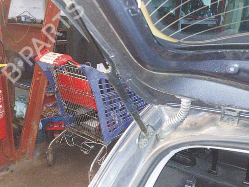 Used Tailgate lift support RENAULT MEGANE III Hatchback (BZ0/1_, B3_) 1.2 TCe (BZ2B, BZ11) (116 hp) 20859614