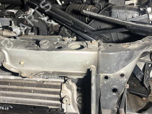 Frontplate/Frontkurv TOYOTA COROLLA Verso (ZER_, ZZE12_, R1_) 2.2 D-4D (AUR10_, AUR10R) (136 hp) 29706662