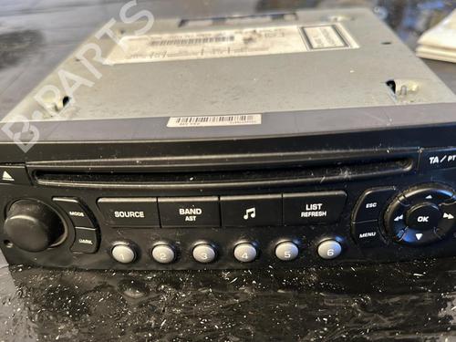 Used Radio Radio CITROËN C3 Picasso (SH_) 1.6 HDI 90 (92 hp) 21863352 21863352