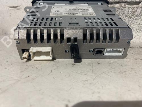 Used Radio Radio 37613217 37613217