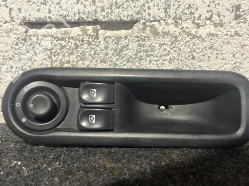 BP30537758I27 main image