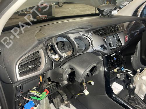 Dashboard CITROËN C3 II (SC_) 1.2 VTi 82 | BP29029276C46 