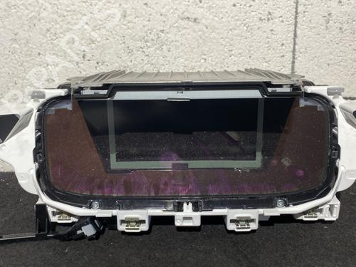Used Instrument cluster PEUGEOT 308 SW III (FC_, FJ_, FR_, F4_, FN_) BlueHDi 130 (FCYHZL, FCYHZT) (131 hp) 22894341