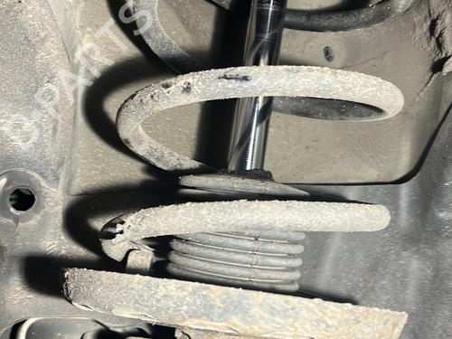 Used Left front shock absorber RENAULT MEGANE III Hatchback (BZ0/1_, B3_) 1.9 dCi (BZ0N, BZ0J) (131 hp) 32133787