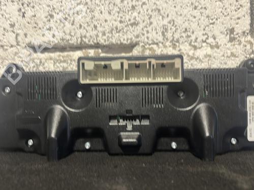 climate-control-seat-leon-1p1-2005-2006-2007-2008-2009-2010-2011-2012-2013-29865073 main image