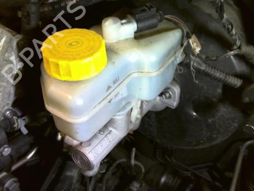Used Brake master cylinder SKODA ROOMSTER (5J7) 1.9 TDI (105 hp) 20861069