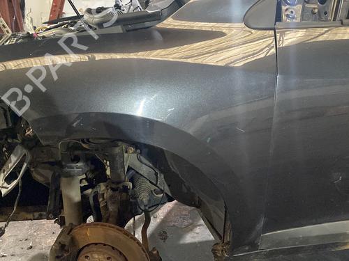 Używane Błotnik przedni lewy RENAULT MEGANE III Grandtour (KZ0/1) 1.5 dCi (KZ09, KZ0D, KZ1G, KZ29, KZ14, KZ1W, KZ10, KZ1F,... (110 hp) 21863712