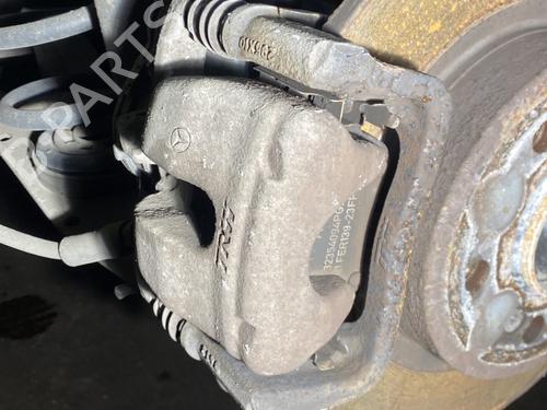 Used Right rear brake caliper MERCEDES-BENZ CLA Coupe (C117) CLA 220 CDI / d (117.303) (170 hp) 22235807