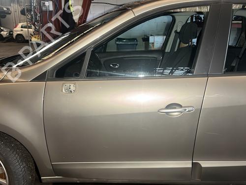 Dør venstre foran RENAULT GRAND SCÉNIC III (JZ0/1_) 1.5 dCi (JZ09, JZ0D, JZ10, JZ14, JZ1G, JZ29, JZ2C) 801014883R