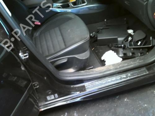 Rubber door seal RENAULT LAGUNA III Grandtour (KT0/1) 2.0 dCi GT (KT11, KT1E, KT1N) 808330001R