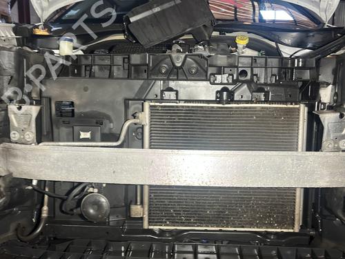 Used Front slam panel CITROËN C4 CACTUS 1.2 VTi 82 (82 hp) 31376439