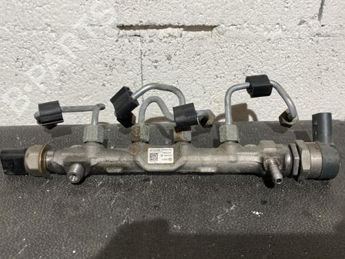 Used Injection rail Injection rail VW GOLF VII (5G1, BQ1, BE1, BE2) 2.0 TDI 4motion (150 hp) 20868832 20868832
