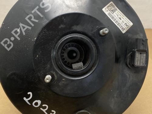 Used Servo brake RENAULT TWINGO III (BCM_, BCA_) 1.0 SCe 70 (71 hp) 20867128