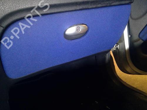 Used Glove box PEUGEOT 206 CC (2D) 1.6 16V (2DNFUF, 2DNFUR) (109 hp) 20864475