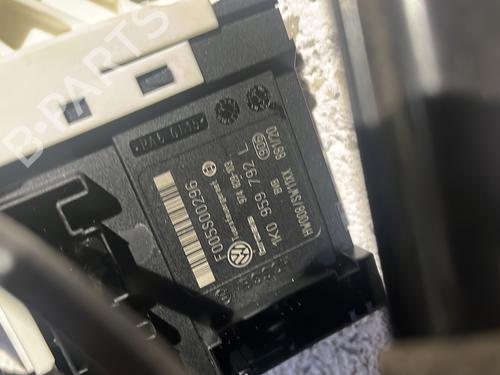 Front right window mechanism SEAT LEON (1P1) 1.9 TDI | BP29865077C23