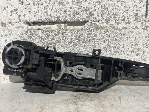 rear-right-exterior-door-handle-renault-kangoo-be-bop-kw01_-2009-33564007 main image