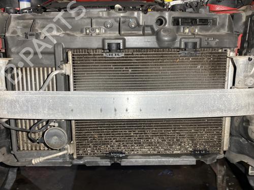 Used Water radiator Water radiator CITROËN C4 CACTUS 1.2 THP 110 (110 hp) 23904876 23904876