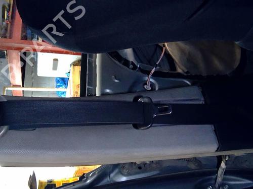 Gurtstraffer links vorne für TOYOTA YARIS (_P9_) 1.4 D-4D (NLP90_, NLP90R) (90 hp) 21859852
