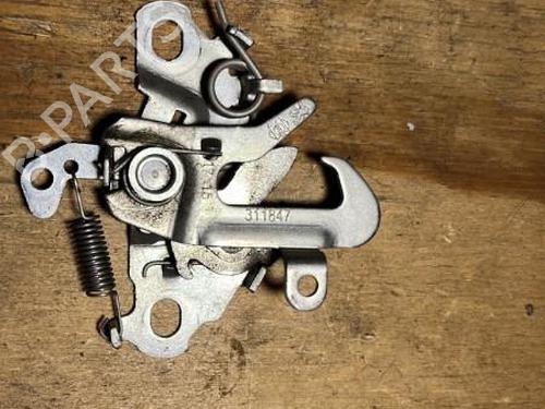 Used Hood lock CITROËN C3 III (SX) 1.2 VTi 82 (82 hp) 20869814